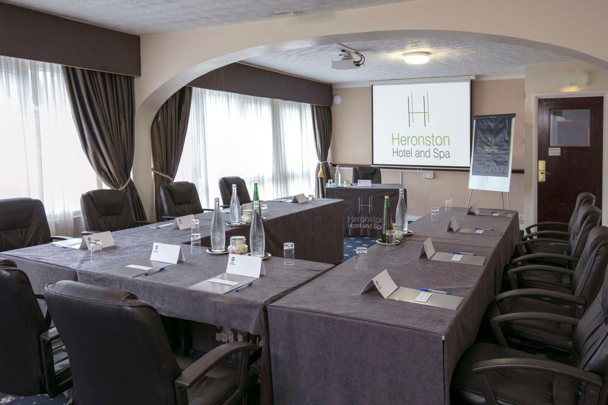 Best Western Premier Heronston Hotel & Spa Bridgend (Wales) Exterior foto